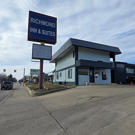 Richmond Inn And Suites Buitenkant foto