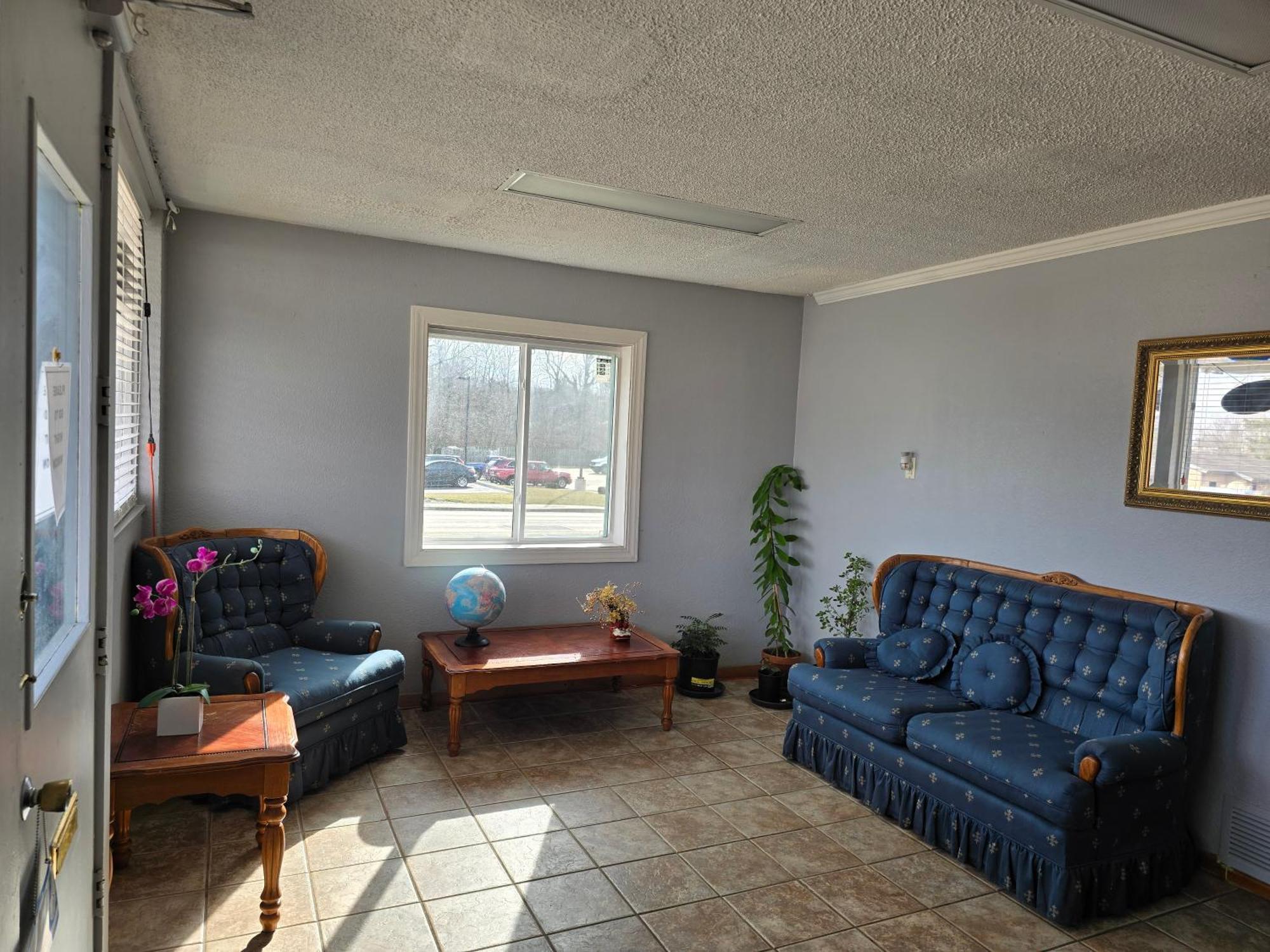 Richmond Inn And Suites Buitenkant foto