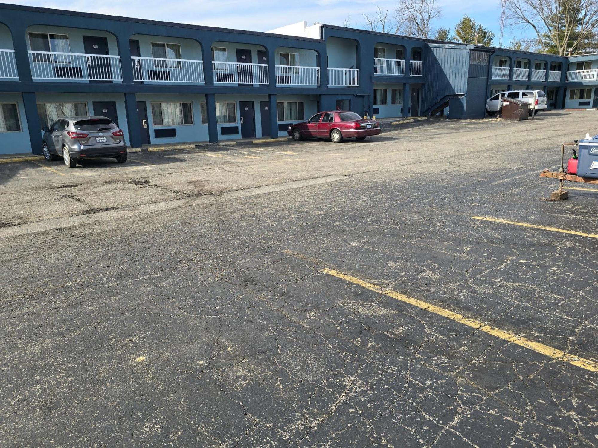 Richmond Inn And Suites Buitenkant foto