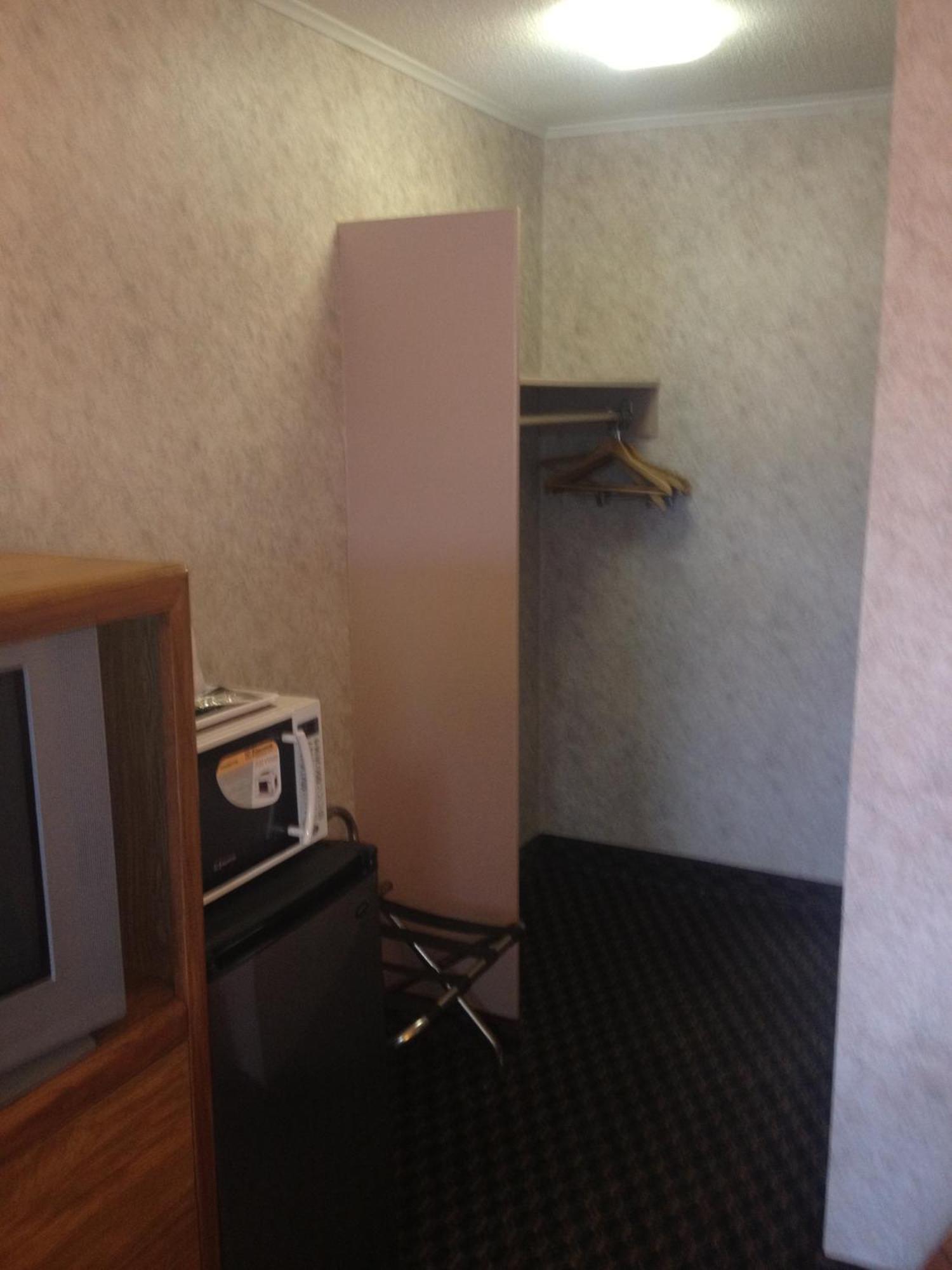 Richmond Inn And Suites Buitenkant foto