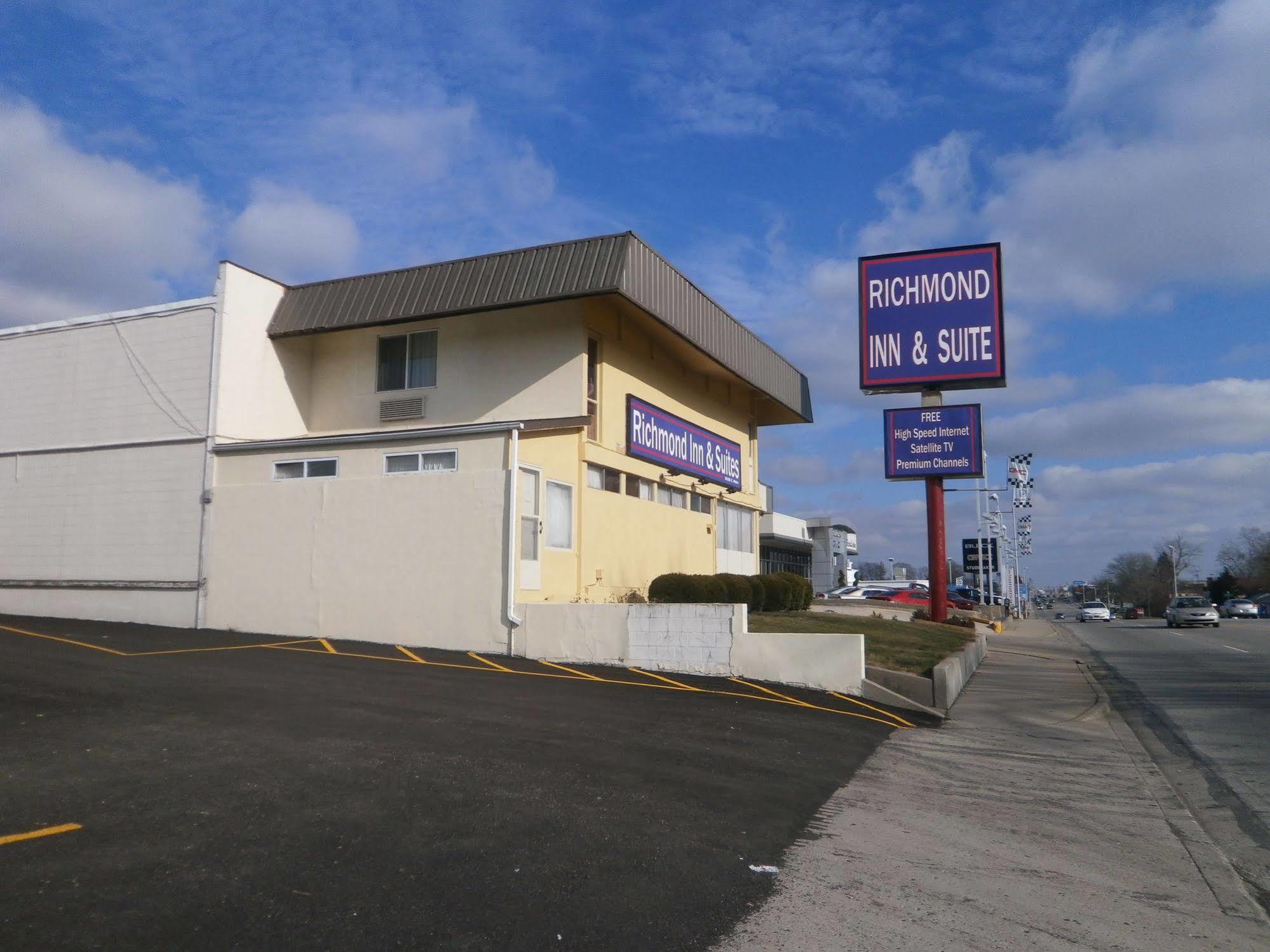 Richmond Inn And Suites Buitenkant foto